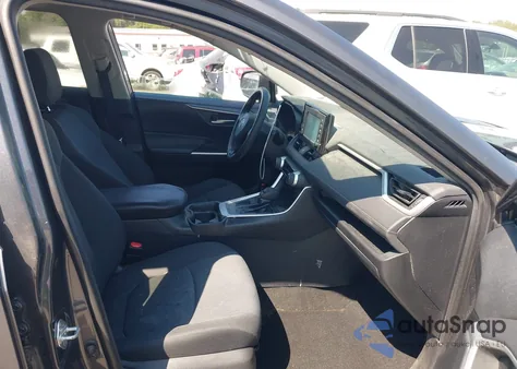 2019 Toyota Rav4 Xle from USA, damaged, VIN 2T3W1RFV1KW026684